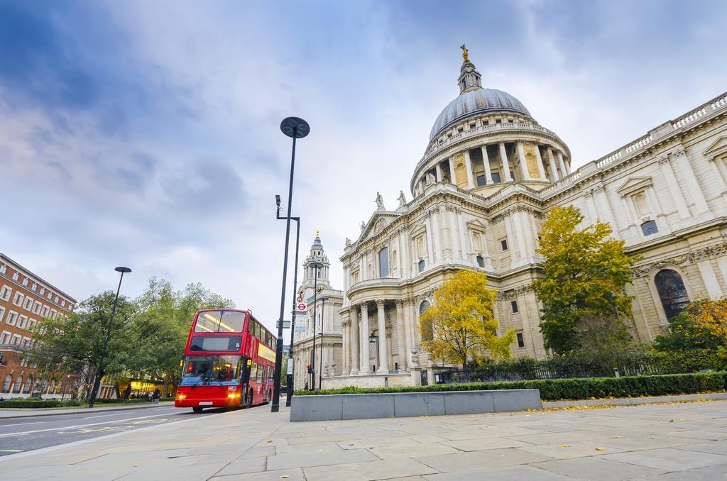 ロンドンスティル ライフ セント ポールズ エグゼクティブアパートメント 部屋 写真